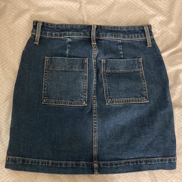 Old Navy Denim Skirt - Picture 2 of 2